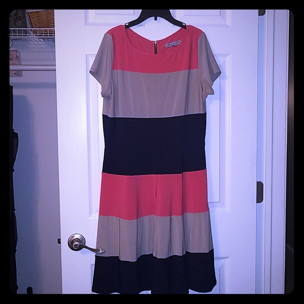 Color block midi dress